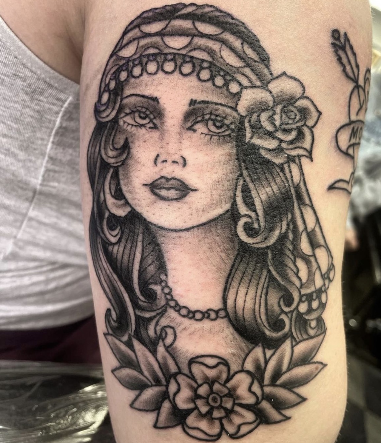 Neo-traditional gypsy